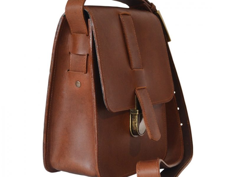 Patrick Shoulder Bag/handmade/handcrafted/leathercraft/Shoulderbagformen/shoulderbagforwomen/handdye/brownshoulderbag/madeinlondon/