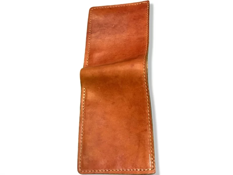 Small brown vegetan wallet